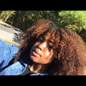 Meet your Posher, Brianna